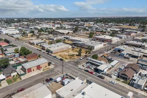 426 E 18th 600 Tulare St, Bakersfield, CA 93305 photo 15