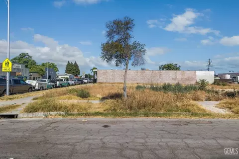 426 E 18th 600 Tulare St, Bakersfield, CA 93305 photo 10