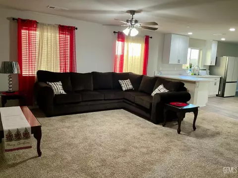 Living - 1836 Walnut Dr, Arvin, CA 93203 photo 1 of 1