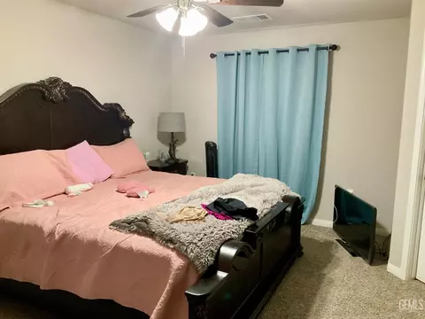 Bedroom - 1836 Walnut Dr, Arvin, CA 93203 photo 3 of 4