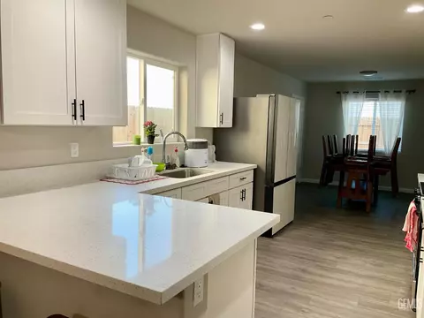 Kitchen - 1836 Walnut Dr, Arvin, CA 93203 photo 1 of 1