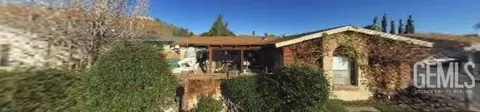27609 Ruby Ln, Castaic, CA 91384 photo 4