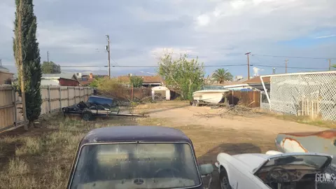 615 Buchanan St, Taft, CA 93268