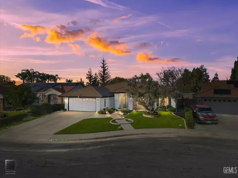 10710 Academy Ave, Bakersfield, CA 93312