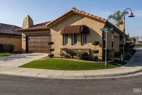 8602 Bolsena Ln, Bakersfield, CA 93312