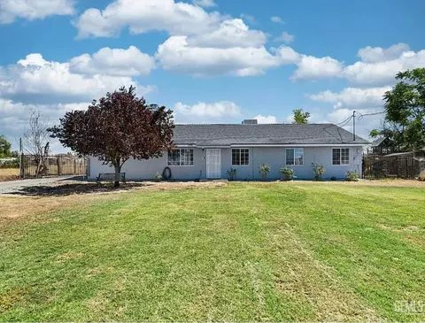 4331 Lorraine St, Shafter, CA 93263