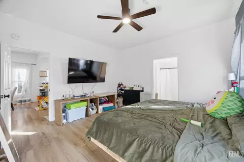 Bedroom - 1925 Maple Ave, Bakersfield, CA 93304 photo 2 of 2