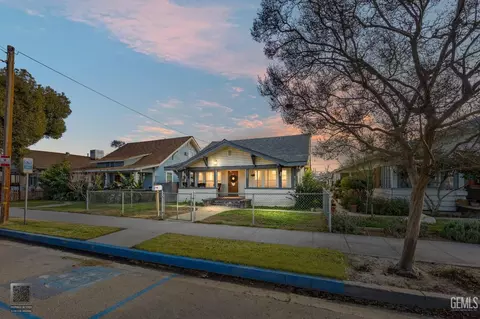 Exterior - 1925 Maple Ave, Bakersfield, CA 93304 photo 1 of 5