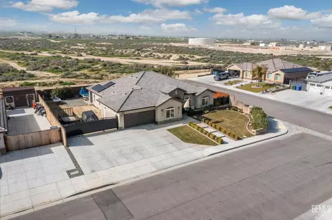 View/Area - 419 Diamond St, Taft, CA 93268 photo 3 of 3