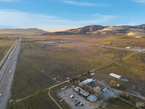0 0, Tehachapi, CA 93561 photo 13