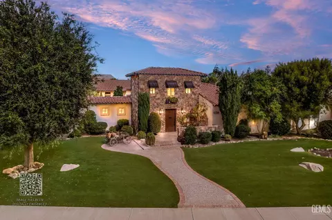 10208 Keswick Dr, Bakersfield, CA 93311