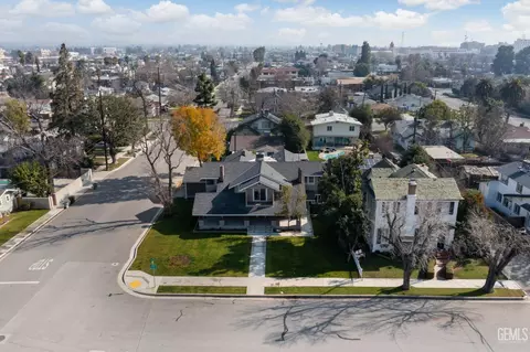 2120 B St, Bakersfield, CA 93301