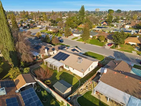 205 Carr St, Bakersfield, CA 93309 photo 46