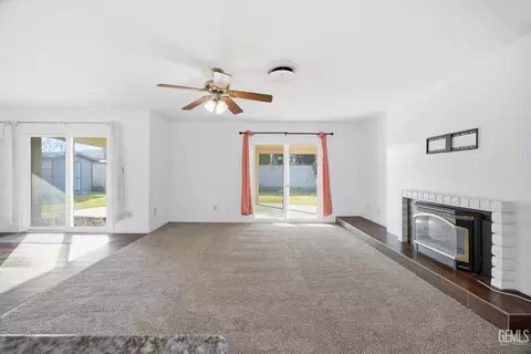 205 Carr St, Bakersfield, CA 93309 photo 14