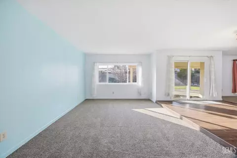 205 Carr St, Bakersfield, CA 93309 photo 8