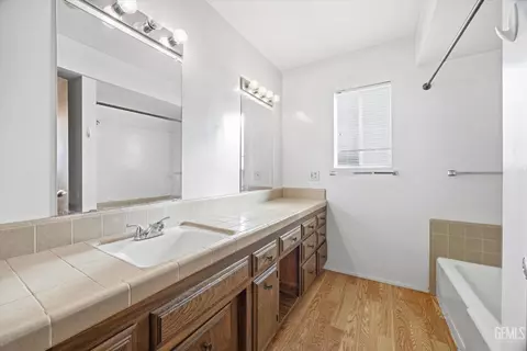 205 Carr St, Bakersfield, CA 93309 photo 33