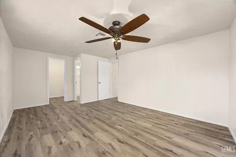 605 46th St, Bakersfield, CA 93301 photo 15