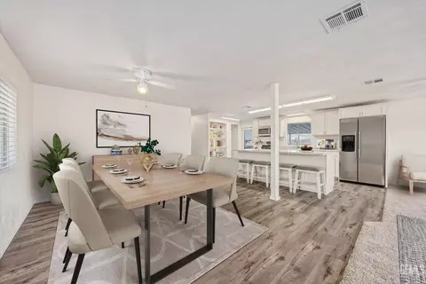 605 46th St, Bakersfield, CA 93301 photo 5