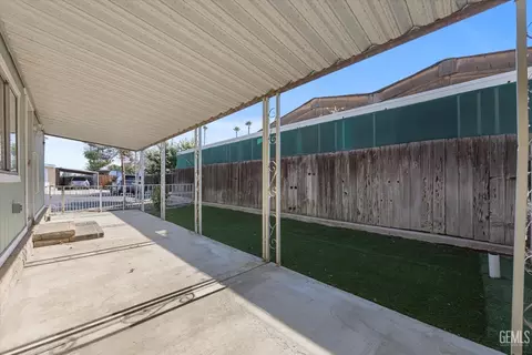 605 46th St, Bakersfield, CA 93301 photo 22