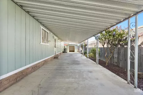 605 46th St, Bakersfield, CA 93301 photo 25