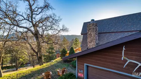 Exterior - 24450 Oaktree Ct, Tehachapi, CA 93561 photo 15 of 15