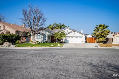 Exterior - 9508 Bard Ct, Bakersfield, CA 93311 photo 2 of 11