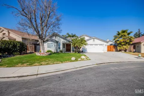 9508 Bard Ct, Bakersfield, CA 93311