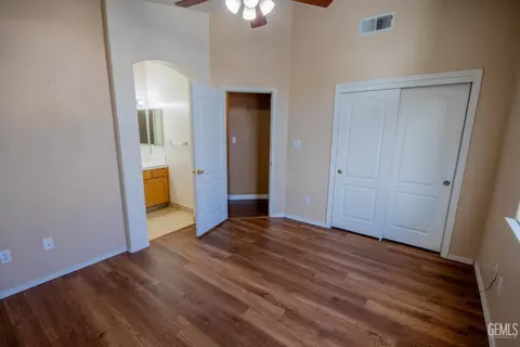 Bedroom - 9508 Bard Ct, Bakersfield, CA 93311 photo 3 of 4