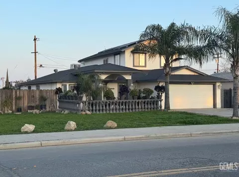 890 N State St, Earlimart, CA 93219