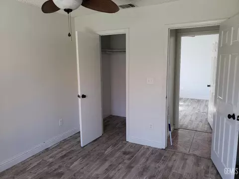 Other - 285 E Ash Ave, Shafter, CA 93263 photo 8 of 10