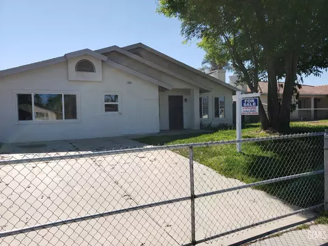 Other - 285 E Ash Ave, Shafter, CA 93263 photo 1 of 10