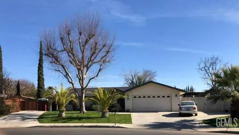 1304 Manning St, Bakersfield, CA 93309