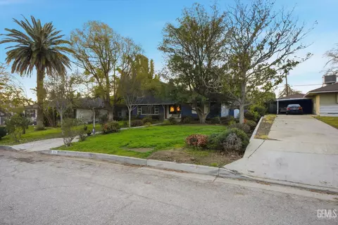 3314 La Cresta Dr, Bakersfield, CA 93305