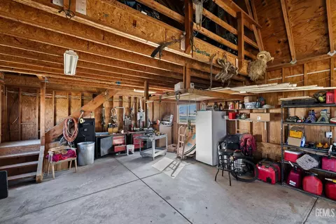 Other - 472 Eaglecrest Rd, Bakersfield, CA 93308 photo 8 of 18