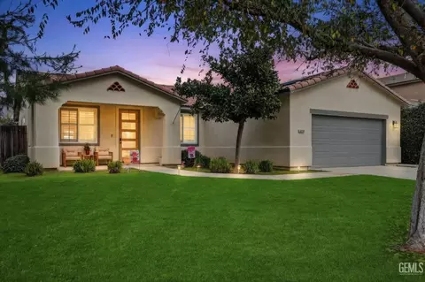 10706 Coronado Pointe Dr, Bakersfield, CA 93311