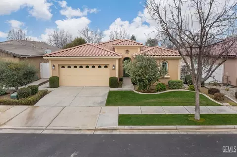 12612 Abercromby Dr, Bakersfield, CA 93312