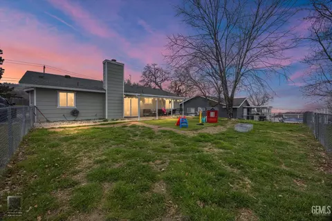 28151 Preakness Dr, Tehachapi, CA 93561 photo 3