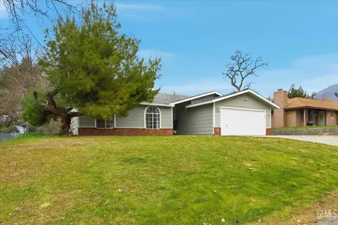 28151 Preakness Dr, Tehachapi, CA 93561 photo 7