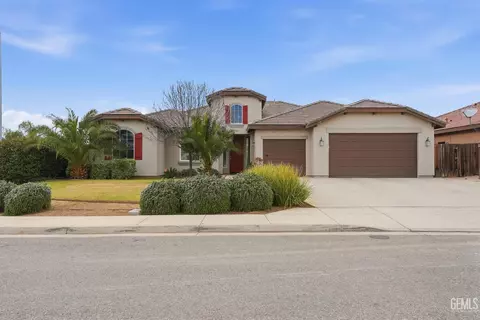 7327 Bucking Bronco Ct, Bakersfield, CA 93311