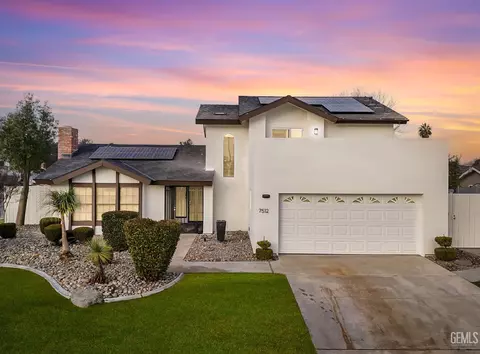 7512 Lordsburg Dr, Bakersfield, CA 93309