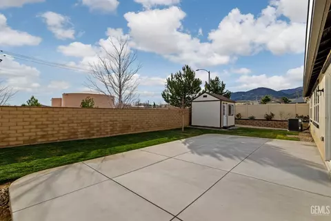 Exterior - 1360 Bodega Dr, Tehachapi, CA 93561 photo 4 of 9