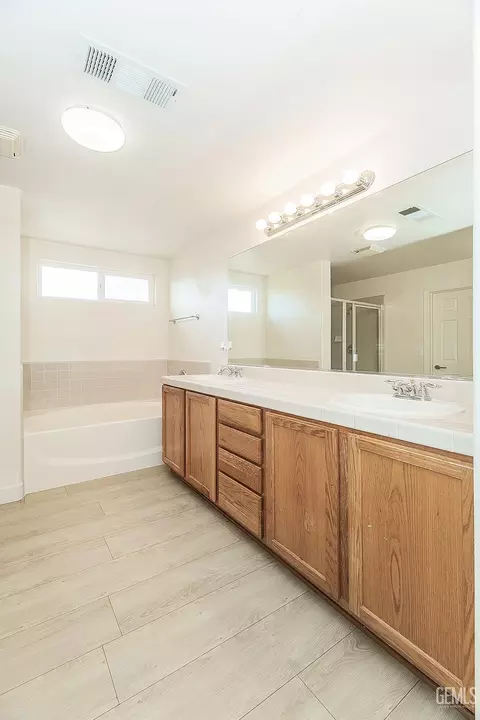 2721 Holland Ave, Clovis, CA 93611 photo 32