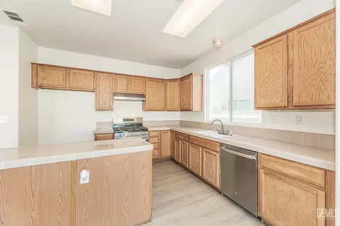 2721 Holland Ave, Clovis, CA 93611 photo 14