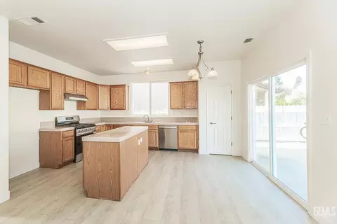 2721 Holland Ave, Clovis, CA 93611 photo 12