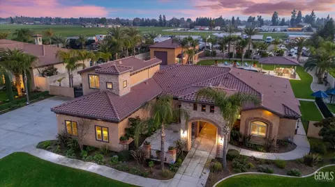 17609 Legend Oaks Ln, Bakersfield, CA 93314