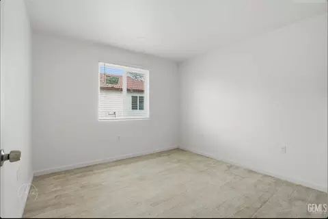 321 E I St, Tehachapi, CA 93561 photo 12