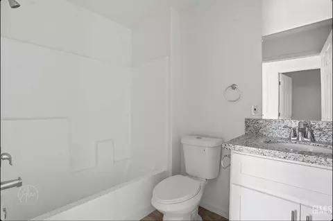 321 E I St, Tehachapi, CA 93561 photo 9