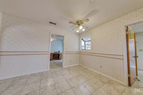 Other - 701 Pauley St, Tehachapi, CA 93561 photo 6 of 13