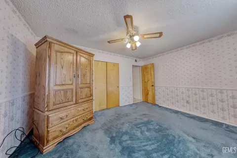 Bedroom - 701 Pauley St, Tehachapi, CA 93561 photo 3 of 5