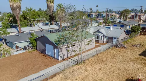 1322 Quincy St, Bakersfield, CA 93305